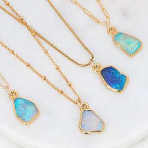 Collier en argent sterling 925 plaqué or 14 carats avec pendentif en opale de feu classique, pierre précieuse brute d'Australie, pour cadeau de fiançailles - Product Image 1