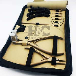 Nouvel ensemble d'outils capillaires professionnels beige en acier avec pinces, ciseaux, clip et peigne, sac de rangement et logo personnalisé - Product Image 4