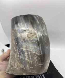 Cuerno para Beber Vikingo Tallado a Mano de Alta Calidad, Ecológico y Altamente Pulido, para Vino o Cerveza, Tamaño Personalizado, Cuerno Natural - Product Image 2