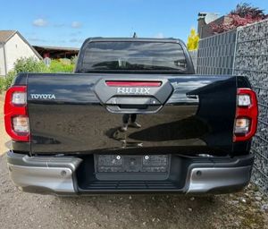 Achetez une Toyota Hilux Invincible d'occasion 2023, vitesse maximale, livraison rapide, vente en gros disponible - Product Image 4