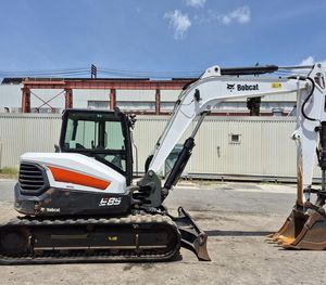 Excavadora Bob Mini E85 Calidad asegurada Maquinaria de movimiento de tierras usada Núcleo de bajo precio que incluye cojinete de engranaje de bomba de motor - Product Image 4