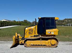 Bulldozer sobre orugas de alto rendimiento CAT D2 LGP para la venta CE EPA aprobado 6 Way Dozer Blade 92hp Diesel 19.100 libras - Product Image 3
