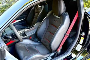 <span class=keywords><strong>Chevrolet</strong></span> <span class=keywords><strong>Camaro</strong></span> <span class=keywords><strong>ZL1</strong></span> Coupé d'occasion 2023 ~1 800 milles, boîte manuelle 6 vitesses, pack performance 1LE Extreme Track - Product Image 3