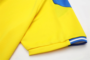 Ensemble de maillots de football TBF-133 pour garçons col en V manches courtes coupe légère à séchage rapide avec tissu respirant - Product Image 3