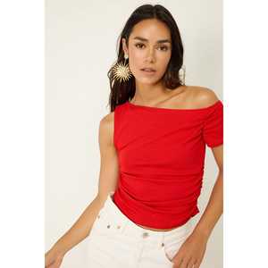 Blusa Informal de Cuello Redondo, Manga Corta, Corte Regular, 95% Algodón, con Logotipo Frontal y Pliegues - Product Image 2