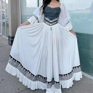 Color rojo terciopelo afgano Vintage Maxi estilo vestidos afganos hechos a mano afganos KUCHI vestidos al mejor precio y bajo MOQ 2025 - Product Image 3