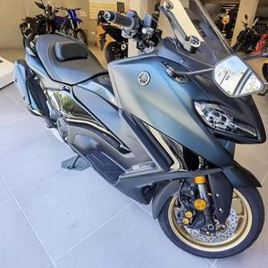 Nouveauté 2025 : Scooter sportif Yamaha TMAX Tech MAX-562cc avec pack électronique avancé et style Supersport - Product Image 4
