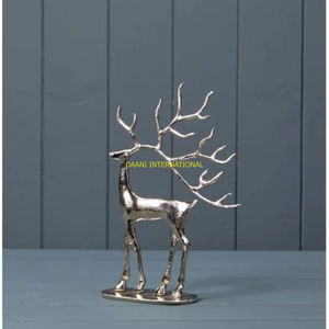 Figurine de cerf d'élevage en aluminium avec base en bois Statue de renne élégante Décoration de Noël moderne Sculpture de luxe - Product Image 4