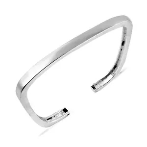 Bracelet manchette carré minimaliste en argent pour femme - Product Image 2