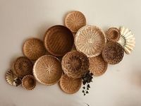 Décoration murale en rotin élégant de qualité supérieure avec un style moderne, parfait pour les salles à manger, les espaces de vie et les maisons familiales