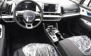 Voiture d'occasion en bon état, Kia Sportage <span class=keywords><strong>GLS</strong></span> 2.0L essence automatique 2024, prête à être expédiée - Product Image 4