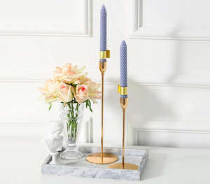 Ensemble de 3 bougeoirs coniques en métal doré de luxe, tailles 23 cm, 28 cm, 33 cm, élégants bougeoirs en fer pour centre de table de mariage - Product Image 2