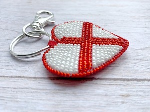 Dijes de Campana Pequeños de Ágata Geoda Natural Chapados en Oro, Diseño Más Reciente, Acabado Mate Cepillado, para Bodas o Regalos - Product Image 3