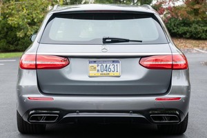 เมอร์เซเดส-เบนซ์ G550 ปี 2023 รุ่นพรีเมียม เครื่องยนต์ V8 ทวินเทอร์โบ ขับเคลื่อน 4 ล้อ - Product Image 4