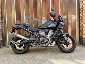 Harley-Davidson Pan America 1250cc Special 2021 (Negro Vivo/Adapt Ride Ht) 2,592 Millas (22 Reg) Manual Gasolina >80km/h - Product Image 5