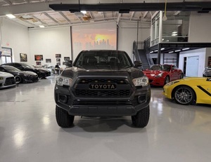 Toyota Tacoma Trail 2023 d'occasion en excellent état - Product Image 1