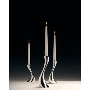 Superbe bougeoir en aluminium de style ancien avec des détails exquis et une ferronnerie artisanale artistique pour un décor élégant - Product Image 4