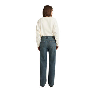 Jeans décontractés pour femmes, coupe droite, respirants, personnalisables (ODM), en denim premium, taille mi-haute, coupe régulière, vente en gros directe usine - Product Image 2