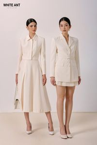 Impressionnant blanc court femmes vestes à manches longues BERNICE CROPTOP veste femmes vêtements 85% Polyester 15% Spandex Vietnam - Product Image 5