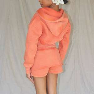 Logo personnalisé survêtements décontractés vintage en polyester/coton délavés à l'acide coupe régulière pour femmes - Product Image 2