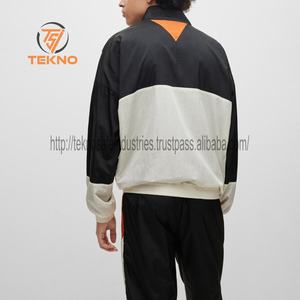 Chándal personalizado de nailon y poliéster para el verano, chándal térmico de dos piezas para correr, conjuntos de chaqueta cortavientos para hombre, chándal - Product Image 4