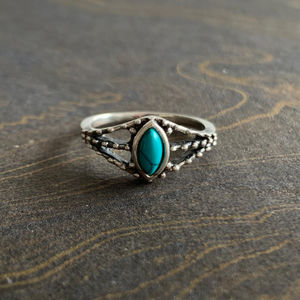 Romantic Designer <b>Turquoise</b> <b>Ring</b> 1.8 Grams Gold Plated 18K Fashionable Geometric Shape Inlay Setting Gift Main Material Alloy - Product Image 1