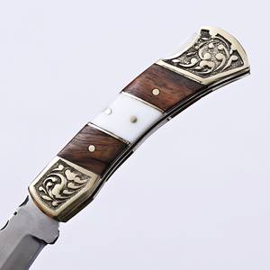 Navaja Plegable de Acero Inoxidable con Mango de Madera, Funda de Cuero Personalizada, EDC de Bolsillo para Caza y Camping, 7 Pulgadas, Compatible con ODM/OEM - Product Image 4