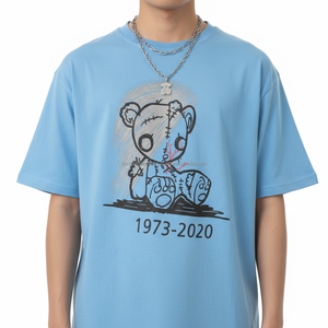 T-shirt graphique Sky Blue Broken Teddy 1973-2020 à imprimé vintage pour homme, t-shirt décontracté surdimensionné - Product Image 3