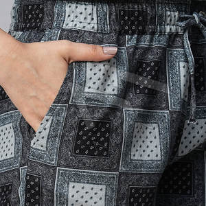 Shorts décontractés imperméables et respirants pour femmes, 100 % coton, écologiques, avec logo personnalisé, en promotion - Product Image 6