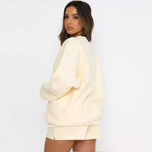 Ensemble de survêtement deux pièces de qualité supérieure pour femmes, sweat-shirt à col rond, survêtement personnalisé, shorts, ensemble de shorts deux pièces - Product Image 5