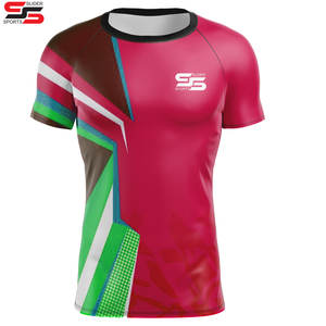 Vente en gros de chemises de compression de gymnastique à séchage rapide imprimées de logo personnalisé pour hommes - Product Image 4