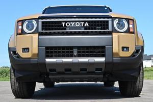 TOYOTA LAND CRUISER 2024 EXTRÊMEMENT PROPRE, 4x4, MOTEUR HYBRIDE TURBOCHARGÉ, PRÊT À LIVRER - Product Image 2