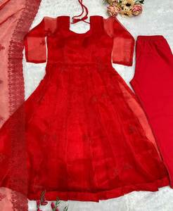 Conjunto de Salwar/Kameez con Dupatta de Algodón y Seda de Tejido Grueso, Corte Regular, Multicolor, Especial de Aniversario - Product Image 5