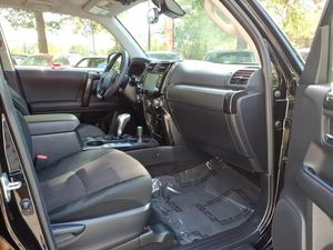 โตโยต้า ฟอร์จูนเนอร์ รุ่น TRD ออฟโรด ขับเคลื่อน 4 ล้อ ปี 2024 มือสอง - Product Image 2