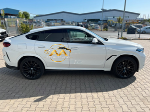 BMW X6 30d M Sport SUV 2025 Noir Automatique Essence Turbo Phares LED Toit Panoramique Sièges en Cuir Pneus R18 5 Places - Product Image 5