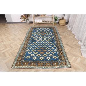 Alfombra Turca Vintage de 4.5x8.2 pies (138x249 cm), Alfombra de Lana Azul Ecológica con Parches y Base de Látex - Product Image 1