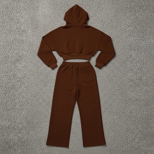 Ensemble de survêtement 3 pièces pour femme en coton anti-boulochage avec soutien-gorge de sport et short doublé – Collection Automne - Product Image 3