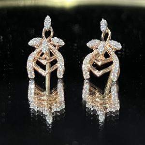 Vds 18K แข็งสีเหลืองทองต่างหูเพชรเก๋ไก๋คุณภาพสูงตัดยอดเยี่ยมบุคคลที่สามได้รับการรับรองแบบมินิมอลสำหรับผู้หญิง - Product Image 6