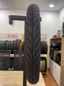 K204ยางรถจักรยานยนต์ประสิทธิภาพสูงที่เชื่อถือได้ TT/TL ตัวเลือกสำหรับสกูตเตอร์และจักรยานด้วยตนเองที่มีด้ามจับที่เหนือกว่าและมีอายุการใช้งานที่ยาวนาน - Product Image 3