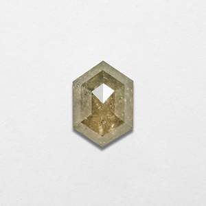 เพชรธรรมชาติ 1.36 กะรัต รูปทรงหกเหลี่ยม เกลือพริกไทย คริสตัลหลวม 8.30x5.85x3.21 มม. สำหรับทำเครื่องประดับ คุณภาพเยี่ยม ทรงเจียระไนดี IGI - Product Image 1