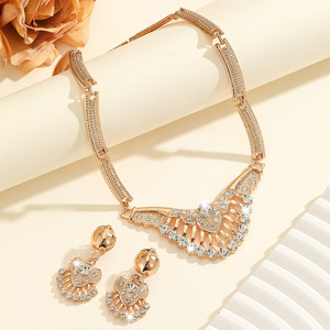 Set di Gioielli Placcati Oro Yi Sugar, Nuova Collezione, Vendita Calda, Collana Economica per Feste, Matrimoni, Fidanzamenti, Gioielli Turchi con Strass - Product Image 3