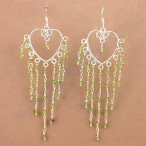 Boucles d'oreilles en forme de cœur plaqué argent 925, perles de cristal vertes pour femmes, style bohème, bijoux pour occasions spéciales - Product Image 1