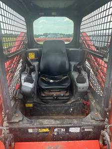 2012 Kubota SVL75 Compact Track Loader: Fuerza compacta para las demandas diarias - Product Image 2