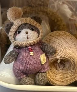 Jouet en laine au crochet, Cadeau animalier, Poupée Amigurumi, Ours en peluche tressé à la main, Lapin au crochet fait main, Jouet tissé, Ours émotionnel - Product Image 4