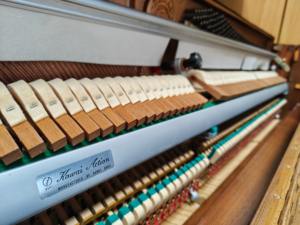 Kawai KL11WI Retro Brown Solid Wood Upright <b>Piano</b> Japan Used Precision Built Keyboard Stable Vintage Play Popular Export Model - Product Image 6