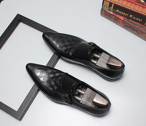 รองเท้าหนังวัวแท้คุณภาพพรีเมียมสำหรับผู้ชาย รองเท้าแบบ Brogue สำหรับงานทางการ ธุรกิจ ทนทาน สวยงาม เหมาะสำหรับงานแต่งงาน รองเท้าหนังลำลองสำหรับผู้ชาย - Product Image 2