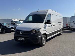 Volkswagen Crafter 2.0TDI CR35 LWB Startline 2022 Económico con Volante a la Izquierda/Derecha - Product Image 2