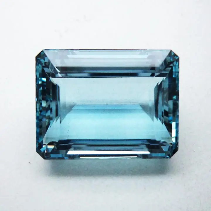 100% Xuất khẩu tự nhiên lớp quý màu xanh Aquamarine đá quý hình bát giác Hình dạng mặt cắt chính hãng hiệu chỉnh Kích thước đá quý OEM