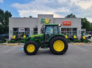 Tractor Agrícola John Deere 5095M, 100HP, 4WD, Rueda Verde para Motor, Transmisión Automática, Alta Productividad, Larga Vida Útil - Product Image 6