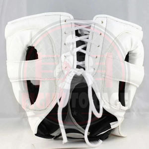 Excellent Fournisseur : Ensemble d'équipement de boxe professionnel – Gants, Protège-tibias, Protège-tête – Équipement d'entraînement durable en cuir véritable FIGHT CAGE GEARS - Product Image 4